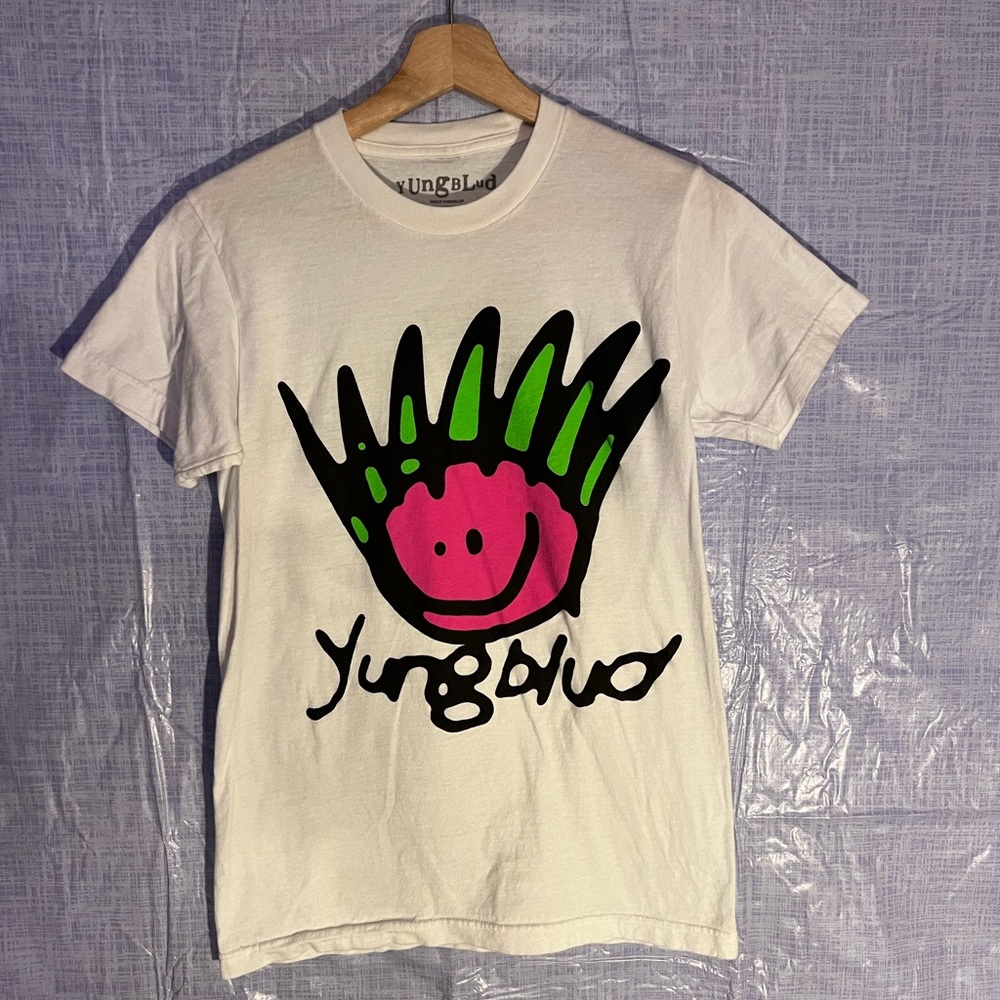 Ting blue “be fookin happy” t-shirt